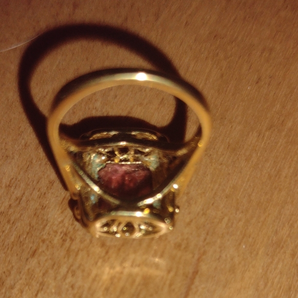 Beautiful dinner ring - Picture 2 of 6